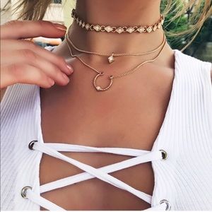 “HARLOW” 💫 crescent Layered Gold Chain Necklace
